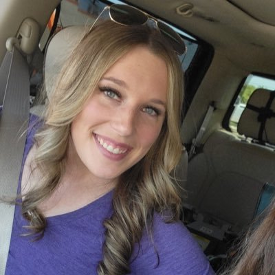 bwiczscience's profile picture. Wife💍 • Mom💙🐾 • Science Educator & Team Leader🧪 @BearBranchInt • "Keep your face to the sunshine and you cannot see the shadow. It's what sunflowers do." 🌻