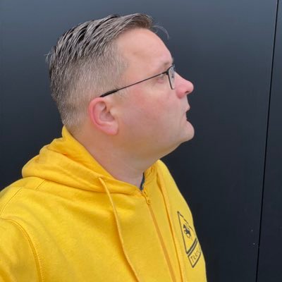 Solution/software architect. C/C++, Qt/QML. (Embedded) Linux, macOS, UNIX. GUI. Owner aYniK Software Solutions BV. TkkrLab. Team Content SHA2017/MCH2022.