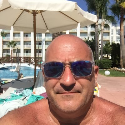 davidspurling10's profile picture. Happy. Caring