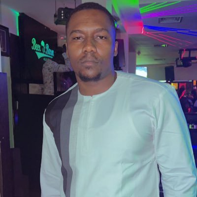 shexibarry's profile picture. 100