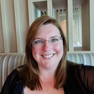 Dr Sarahjane Jones Profile