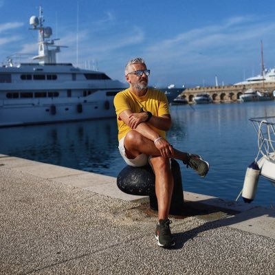 MLewosinski's profile picture. Fotograf ,Jedi knight,Nights watch comander, miłośnik biegania i roweru, żużel Visca el Barça 💙❤️⚽️Italia amore mio🇮🇹. Expecto patronum🧙‍♂️#TrzaskowskiTeam