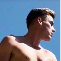 Tommy(@suckthissurfer) 's Twitter Profile Photo