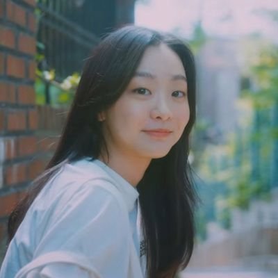 beeyotch🐝 | Kim Jiwon 🩵 | Kim Dami 💚