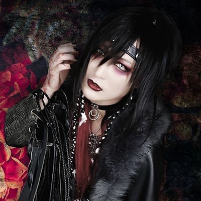 名古屋ビジュアル系バンド『Sacrifice』 Vocalist @Sacrificejp 
次回11.11 NAGOYA MUSIC FARM
2021年1st「終幕ノ果テ」2022年2nd「Candy Rouge」リリース
福岡出身 ex.螺旋錠 https://t.co/ORq1HGgeiC