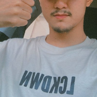 dnshadi's profile picture. 🫥