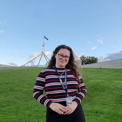 Riarna_Hellyer's profile picture. PhD @ University of the Sunshine Coast - B2B Customer Experience 💚
Passionate about higher education, marketing, customer experience, and gardening 🍃 She/Her
