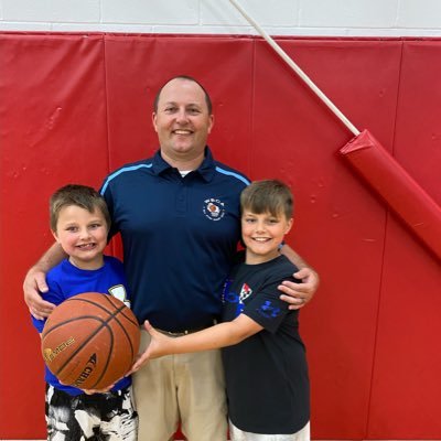 Christian, husband, father, coach, teacher. Committed to building youth through positive transformational leadership. Head Boys Basketball Coach at EC Memorial