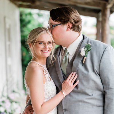 josiewalter14's profile picture. hey, go floss - love, your friendly neighborhood hygienist