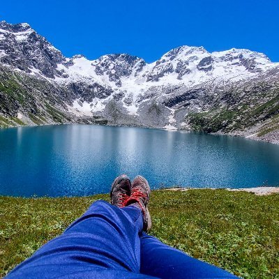 Shahzeb7's profile picture. Mere Paas Aisa Talism Hai.. Jo Kai Zamano Ka Essm hai... A passionate traveller & a bike rider #Awara_Gard.. Born Adventurous #Wanderer