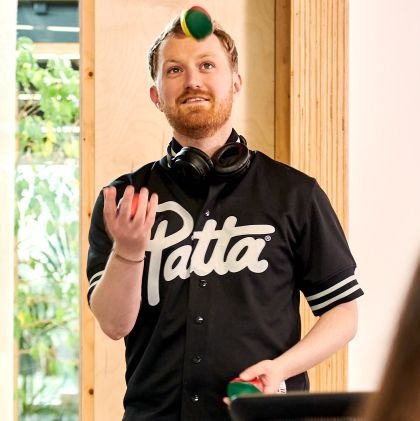 demartijnoskam's profile picture. Boost