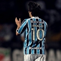 GPLuisHenrique's profile picture. http://t.co/xoc9ZxPE0V