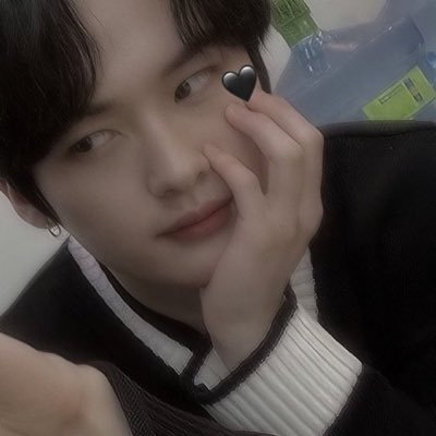 vergeofsickness's profile picture. ⭐️ving for leeknow # . . . 30 days binge free # . . . matching with chris ! -