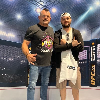 EMT, Soon to be Paramedic for Ohio. Cleveland sports fan. BJJ practioner #MMATWITTER #FreePalestine @e_hooves