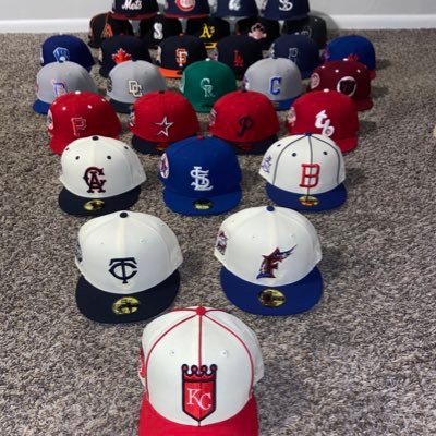 New Era 59fifty and Willson Contreras stan account.