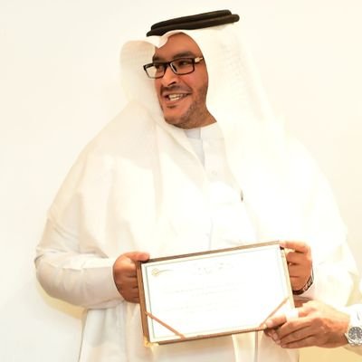 فنان تشكيلي ومصمم جرافيك
مدرب معتمد
للتواصل: 0543787822
مؤسس ونائب رئيس جمعية عنيزة للفنون البصرية
عضو نادي فن وفنانين
عضو نادي رسامين الخليج