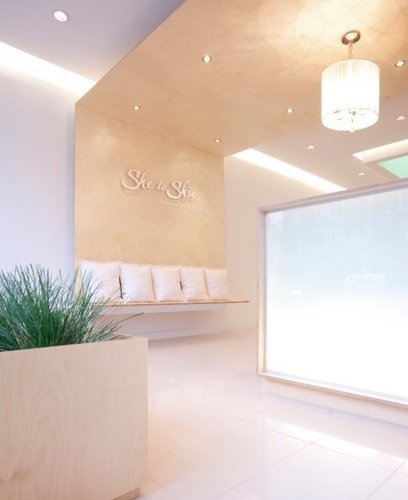 She to Shic Boutique Beauty Lounge, Vancouver's premier organic&eco-friendly spa for nail/facial/threading/massage/lashes. AWARD winning design IDIBC 2009.