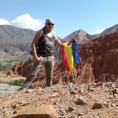 Gestor Cultural, Activista LGBTIQ+ de Izquierda, Productor @CasadelaCultura, Fundador @EG_agencia. Mis tweets = mi opinión.