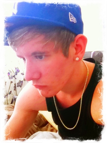LyricalBTv's profile picture. I Am 18 Years Old, I Have A Good Life, No Matter What Anyone Says, And Hope One Day To Be Repping The Money :D x