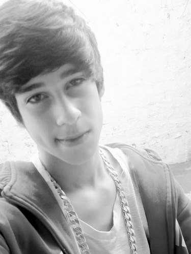 Im Gustavo , seja bem vindo (: