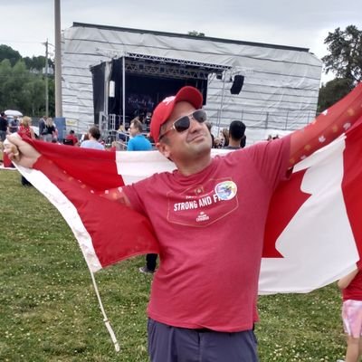 Proud Father (Loving Husband to the greatest woman) who loves his family and is passionate about all things Jays, Leafs & Dolphins related :)