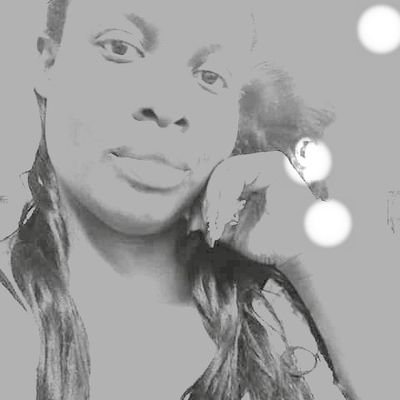 I live Torontow 0ntario l live in canada l was born raise in canada lm online follow people 0n twitter lm hugest fan off roman reignd