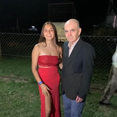 AnaTuero1's profile picture. ig: anitaatuero 
👻: anitaatuero