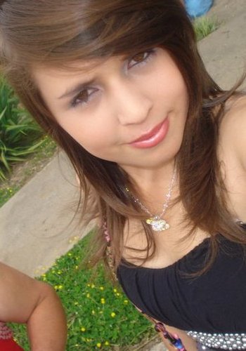 Me Gusta Salir Cn Mis Amigos :D Bailar (88 Y Conocer Nuevas Personas Sigeme Y Te Sigo :D Y todo Sera una vaina Loca