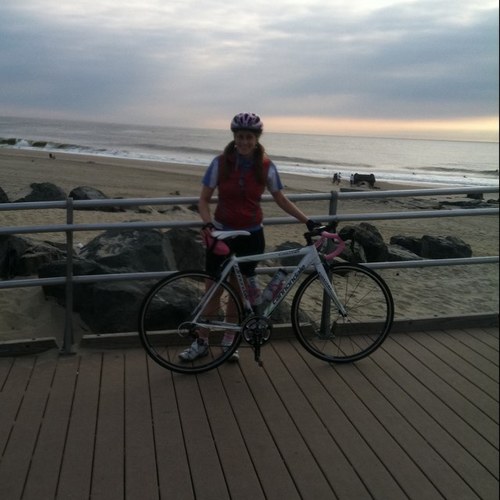 RealEricaPaige's profile picture. Mommy, Wife, Daughter, Sister, Aunt, Hockey player, bicycle rider, food scientist, coffee lover, fan of many things

On Instagram: EricaPaige1015