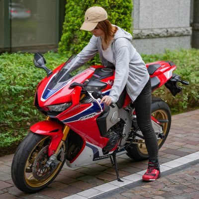 cbr600rr (pc40)→cbr1000rr sp(sc77)  バイク以外も呟きます🛵 ぽんこつ🍆