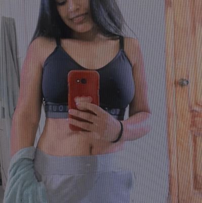 Cinthia10210150's profile picture. tell me🙋‍♀️