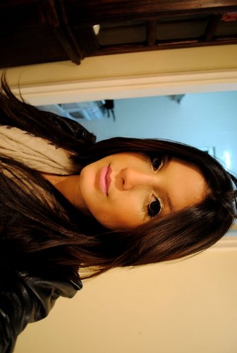 Atriz,17,apaixonada por John Mayer, música,sonhos..
e minha cor preferida é roxo!