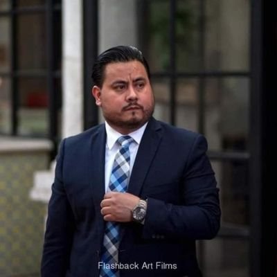 AzpilcuetaLuis's profile picture. Un hombre soñador!!.. Lagunero de corazón!!!... Aprendiz y apasionado de la vida!!... Maestrante en Derecho Electoral