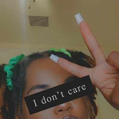 Proprietor of The Professional Resume Centre |Future Author 📝| |Future Wife 👭| |Future Mother👩👩👦| |Capricorn ♑| *All Sunshine & Rainbows 95% of the time*