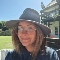 Emma Estevez (@miss_emma) 's Twitter Profile Photo Emma Estevez (@miss_emma) 's Twitter Profile Photo