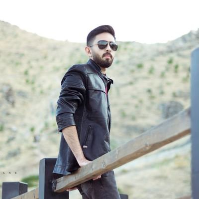 aliirezzam's profile picture. دیـوانِـگی اووج عـاقِل بـودن اسـت !