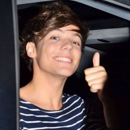 Janina_xndr's profile picture. 21 | ot5 ♡ | heard medicine live!?!?!? | heard idwlf x iggyb live?? | heartstopper & young royals enthusiast