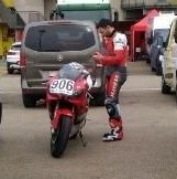 sandrix_y's profile picture. Ingegnere, motociclista. Retweet non sono approvazioni // Engineer, biker.
Retweets are not endorsements