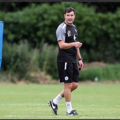 @theposh 1st team coach | @UEFA Pro licence holder | @UEFA Alumni | Ex @Jamtarts & @barnsleyfc Assistant manager & 1st team coach | Ex professional ⚽️