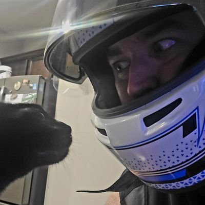 keiva_v's profile picture. 