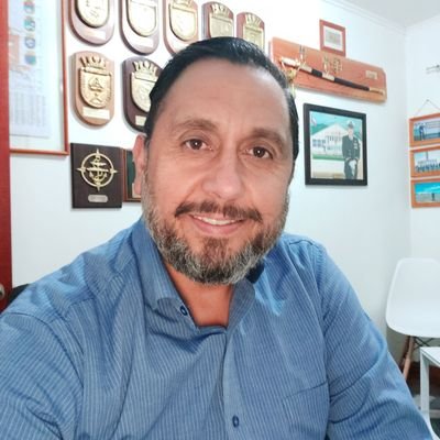 victorflores_s's profile picture. ⚓⚓Porteño, marino en retiro, wanderino, adoptado por Chiloé viviendo en Dalcahue y Quemchi. CatLover-DogLover.