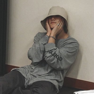 Paythv1's profile picture. 