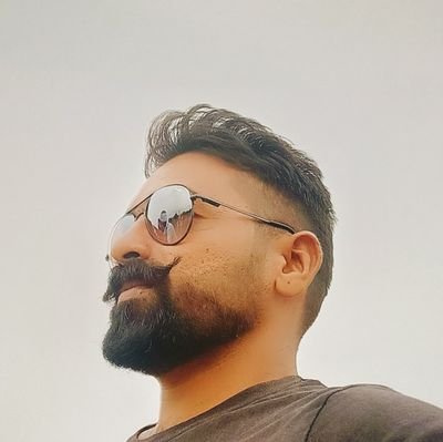 YogeshJadhav942's profile picture. 🚩 “अहिंसा परमो धर्मः धर्म हिंसा तथैव च:l”🚩