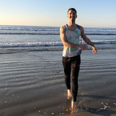 Drexel University student.
Dedicated to bettering mental health through physical therapy.