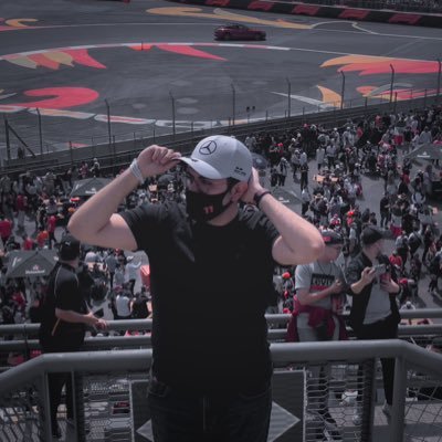 SoyEmmaMF's profile picture. Sustituir este espacio con una frase mamila. IG:emmanuel_mf PSN:Emmanuel_MF Xbox live:Emmanuel MF 17