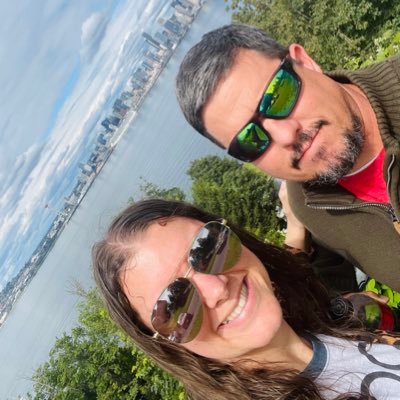 Proud mom and 6th grade teacher! 💕🤖🧬👩🏻🔬Here is my Classroom Wish list: https://t.co/aaJmVCv7nY