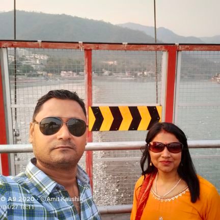 KaushikamitAmit's profile picture. 