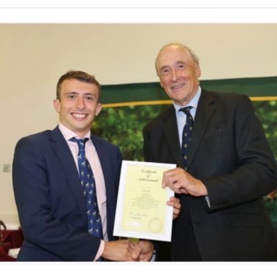 UCD Politics & History graduate
Irish National Stud 22 graduate 🐎
Godolphin Flying Start 2023-2025
