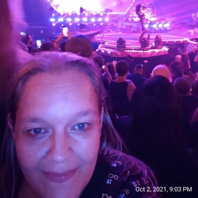 KarenWilson1975's profile picture. I'm a 47yr old down to earth lady from a small town. I enjoy music, writing, traveling and spending time with my family and friends.