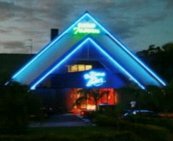 RobinaTavern's profile picture. 